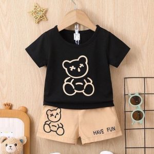 Kids unisex tees with half pant set